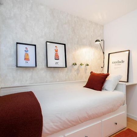 Whome Riverside View Premium Apartment W/ Ac & Terrace OOporto Exteriör bild