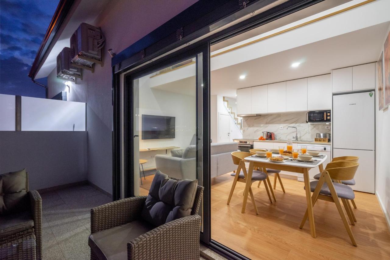 Whome Riverside View Premium Apartment W/ Ac & Terrace OOporto Exteriör bild