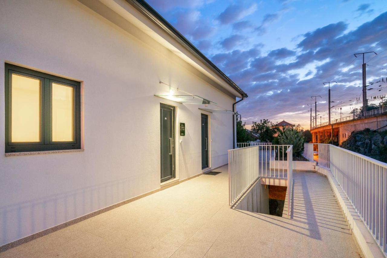 Whome Riverside View Premium Apartment W/ Ac & Terrace OOporto Exteriör bild